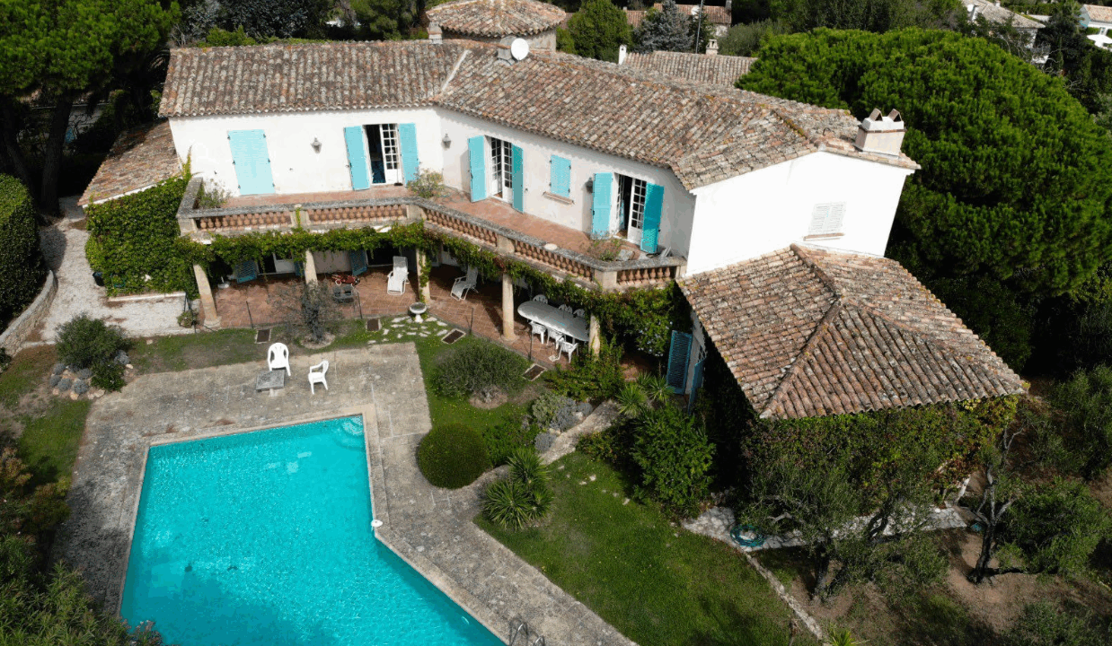 immobilier-saint-tropez.jpg